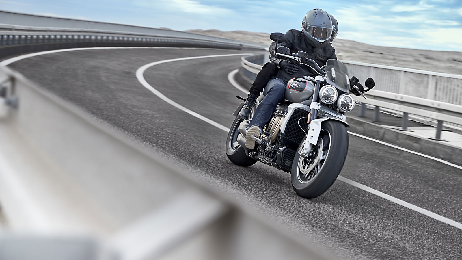Triumph Rocket 3 R and Rocket 3 GT announced 